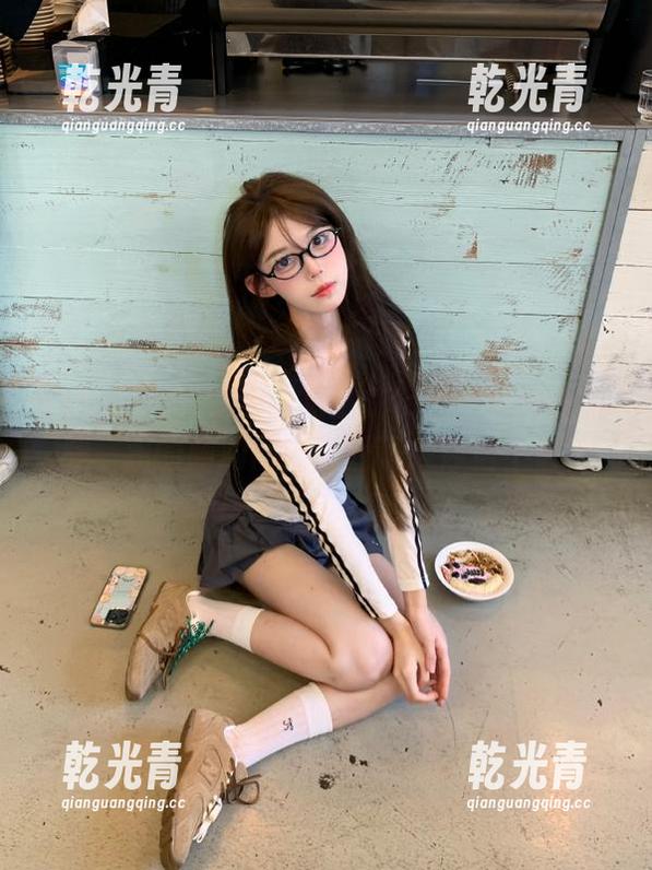 看完最新的17c黑料和蘑菇视频，我的脑洞彻底打开了！你信不信？