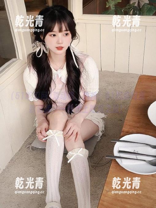 滚动吧，热搜！51吃瓜网最新链接，一秒走上吃瓜之旅！