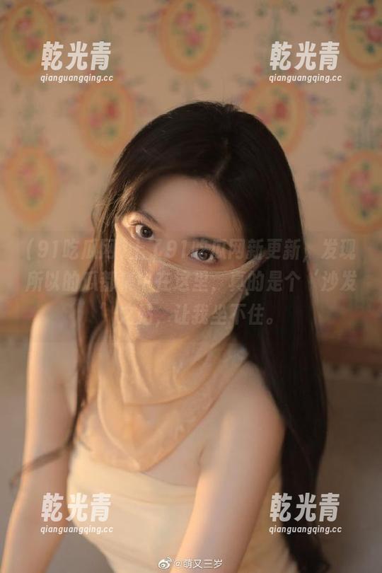上了91吃瓜网新更新，发现所以的瓜都集中在这里，真的是个‘沙发’之站，让我坐不住。