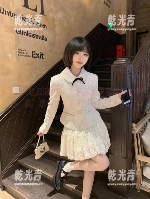 五一吃瓜网苹果版爆料：今日‘瓜’趣横生，看不见的瓜才最有料！
