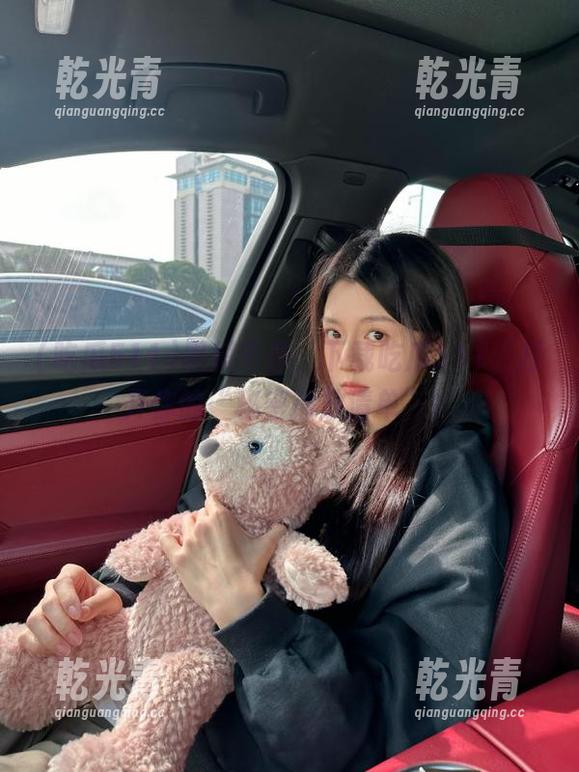 黑料不停，下载吃瓜511，打开你的“秘密播放清单”！