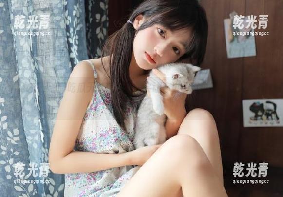 吃瓜天堂苹果版：会让你边啃瓜边想“这人真有戏”