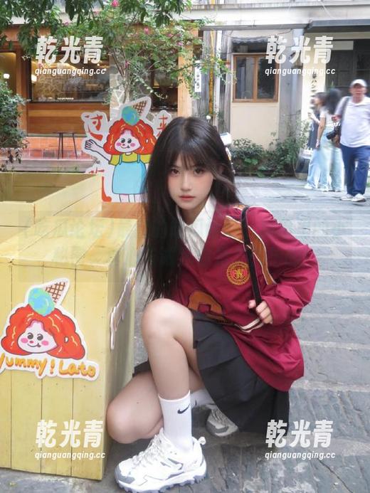 最新的吃瓜论坛：瓜田里的小秘密，真心告诫我你是怎么拍的！
