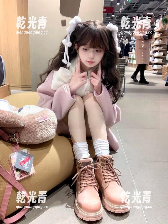 有趣的“万里长征正能量黑料”首页，网页版给你一个不一样的视角