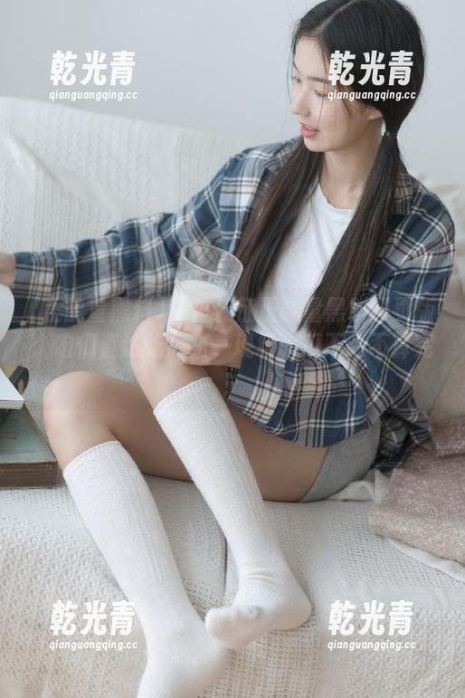 万里长征正能量黑料网页版：咱们直达吃瓜第一现场，瓜不吃不算完！