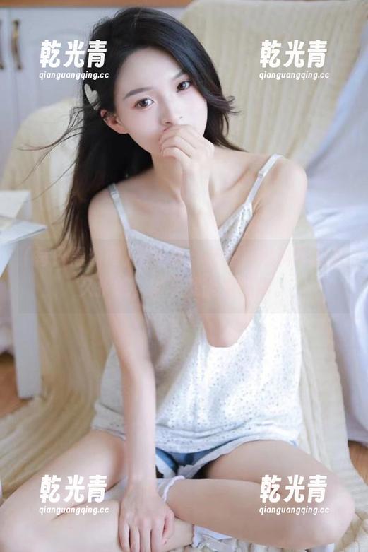 不怕黑，有每日黑料网的永久护航，蹲下就能看热闹。
