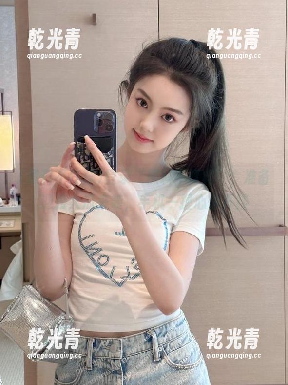 登录“黑料不打样”，准备迎接大瓜来袭，手机一握心情开挂