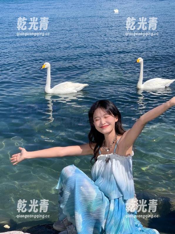 不敢相信！黑料不打烊苹果版，巧妙藏住的美女真实颜值！