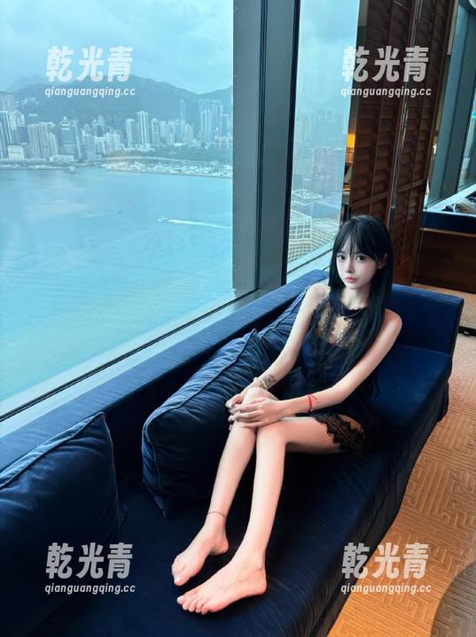 在线抢先曝！免费黑料不打烊最新内容，点开看看吧！