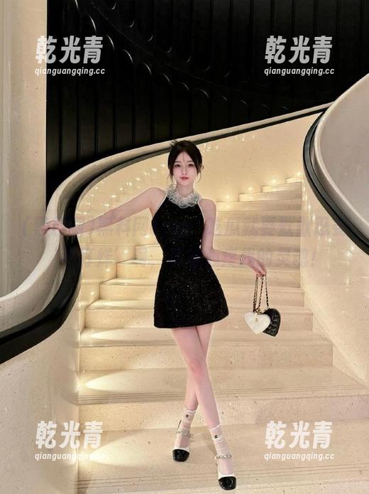黑料网app：吃瓜就要默默忍受‘不打烊’啊，真是心疼我的灵魂！