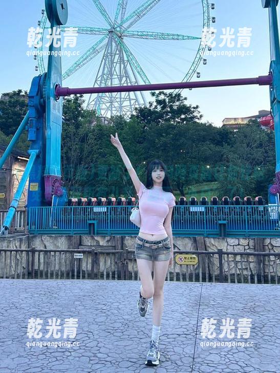 更新了！黑料网页版让你轻松免费获取所有八卦，别再‘小白’了！