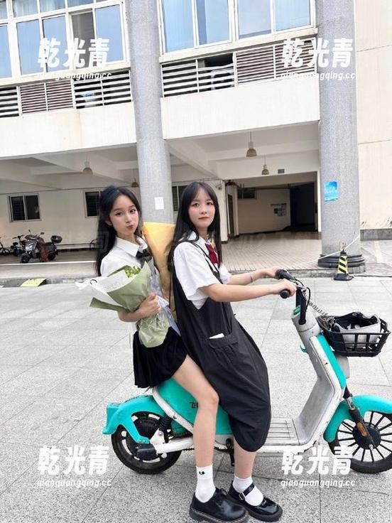 剁手也要吃瓜？下载黑料老司机，深夜不打烊的欢乐正在上演！